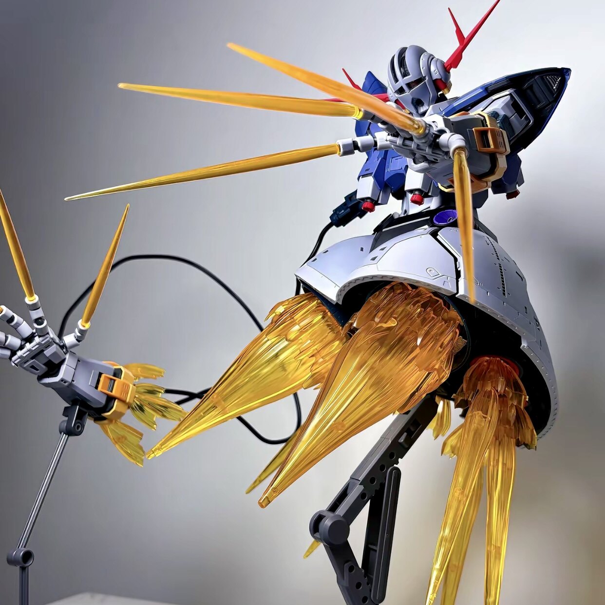 Modelo de Mecha Ensamblado RG  - Bandai Gundam Rg reseña y precio